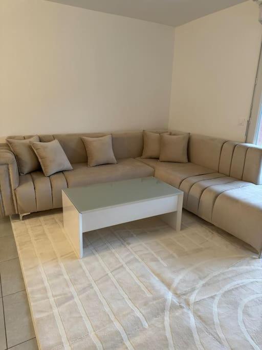 Superbe Appartement - Near Paris Corbeil-Essonnes Eksteriør billede