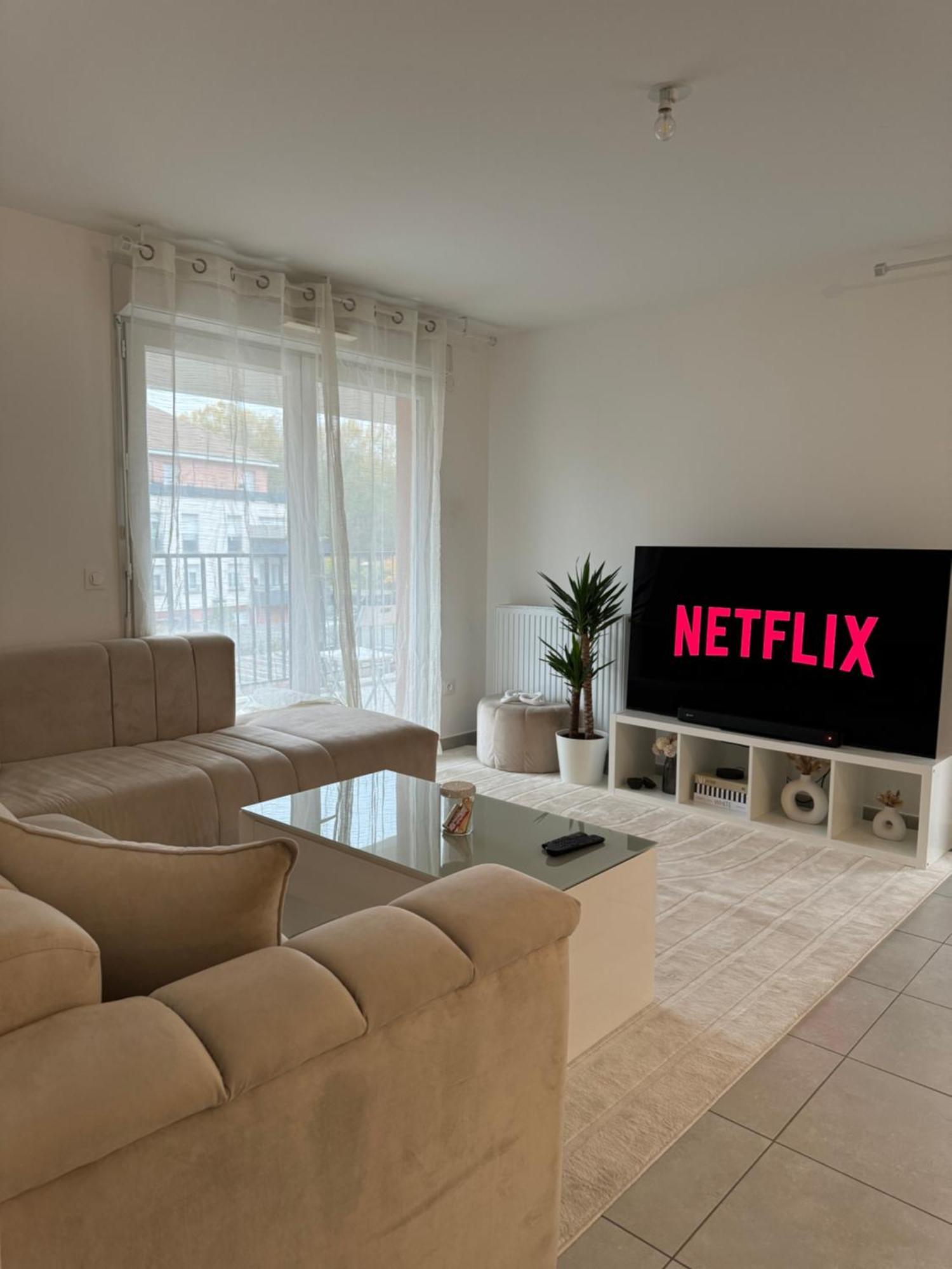 Superbe Appartement - Near Paris Corbeil-Essonnes Eksteriør billede